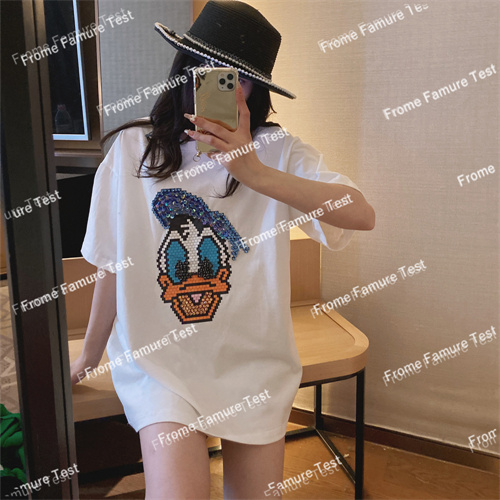 Tシャツ　　レディース　　ドナルドダック　　ファッション　　夏