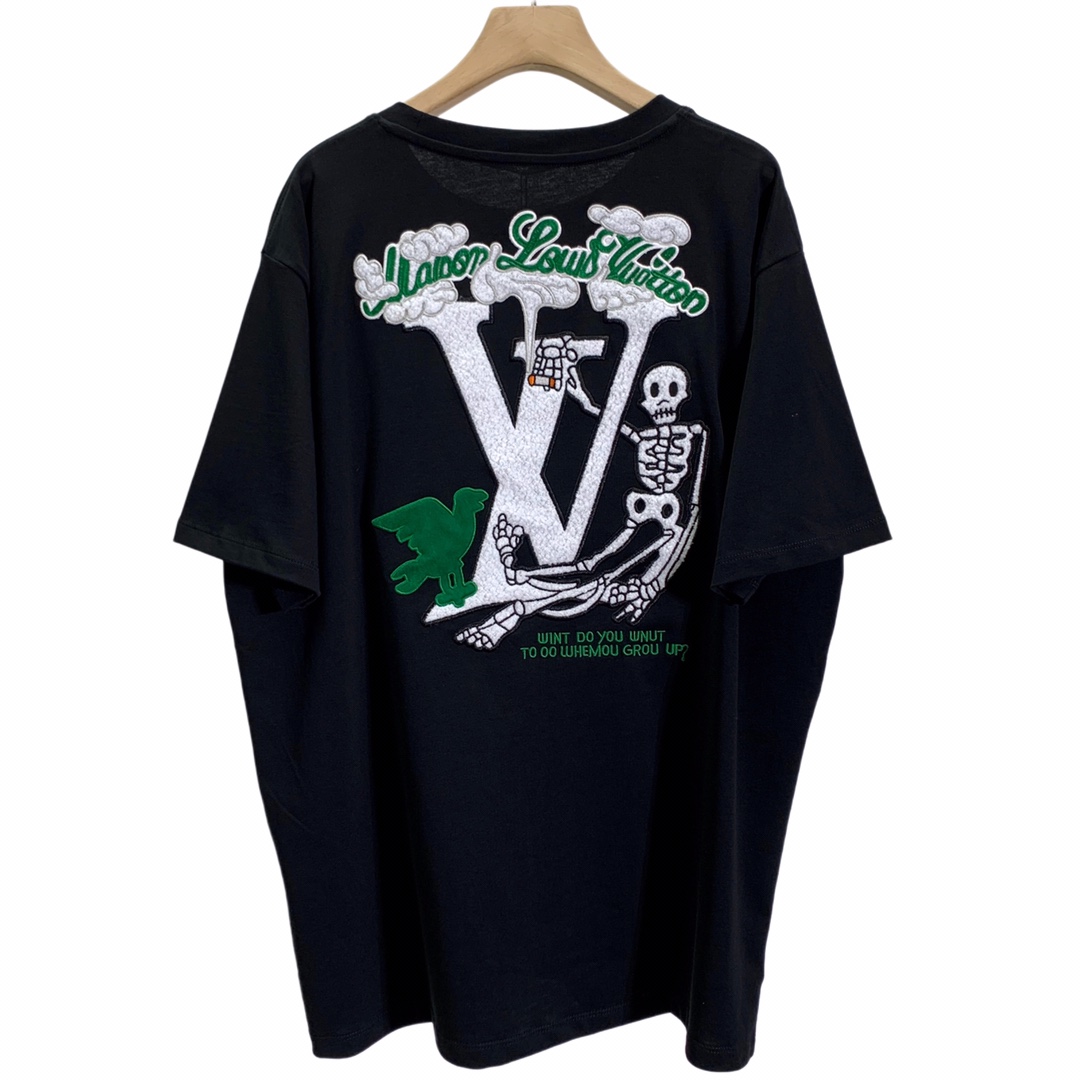 LV  メンズ　トップス　半袖　Tシャツ　夏着　2022新作　超人気Tシャツ　カップル