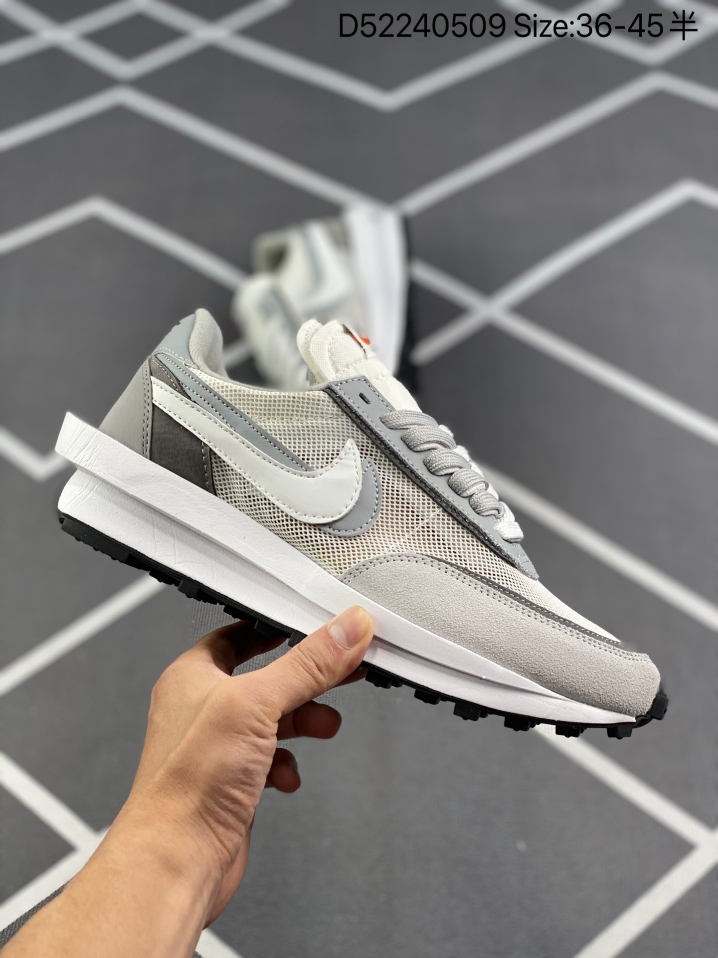 スニーカー SACAI x NIKE LDV Waffle  　靴　ファッションシューズ   何でも似合う