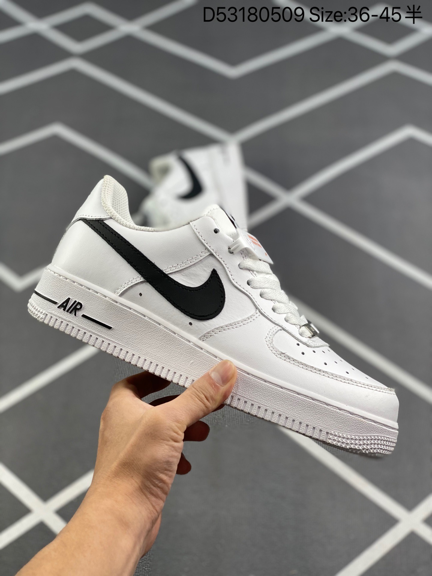 スニーカー   Nike Air Force 1 ’07 Low 靴　ファッションシューズ   何でも似合う