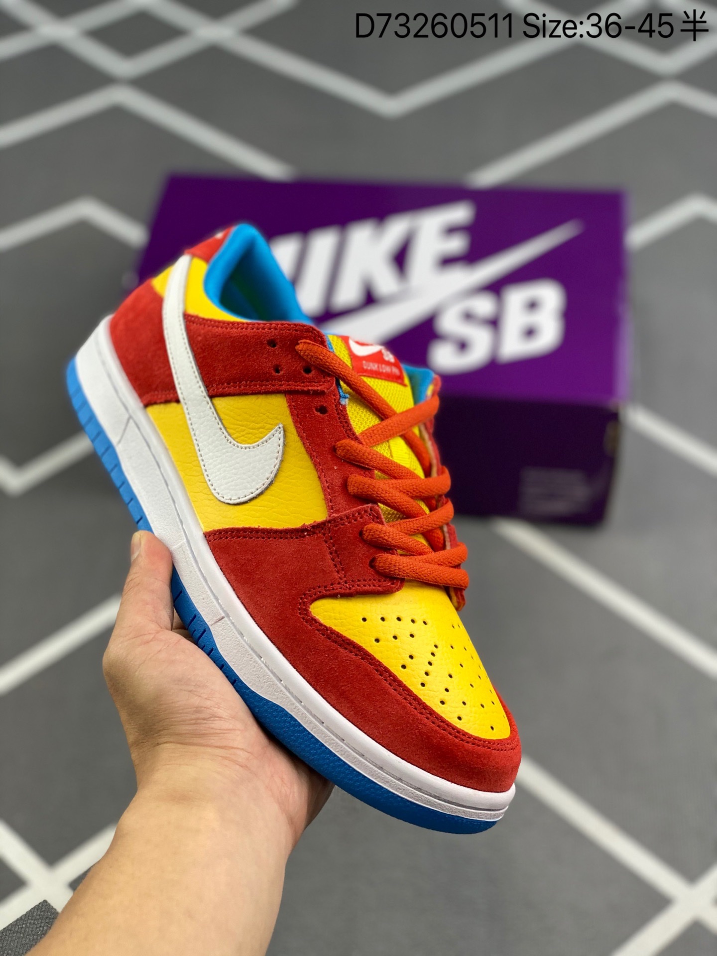 スニーカー   NK SB Dunk Low"Bart Simpson  靴　ファッションシューズ   何でも似合う