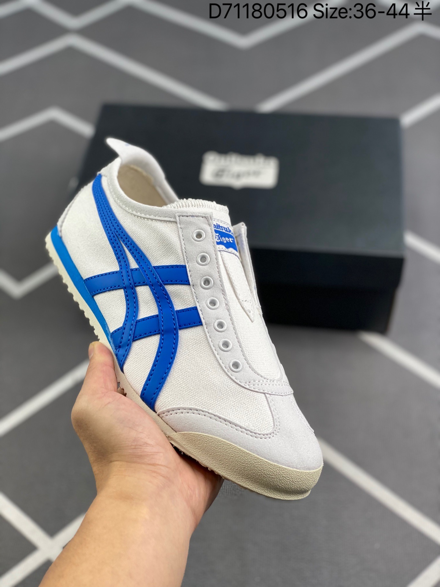 スニーカー  Asics OnitsukaTiger 　ファッションシューズ   何でも似合う