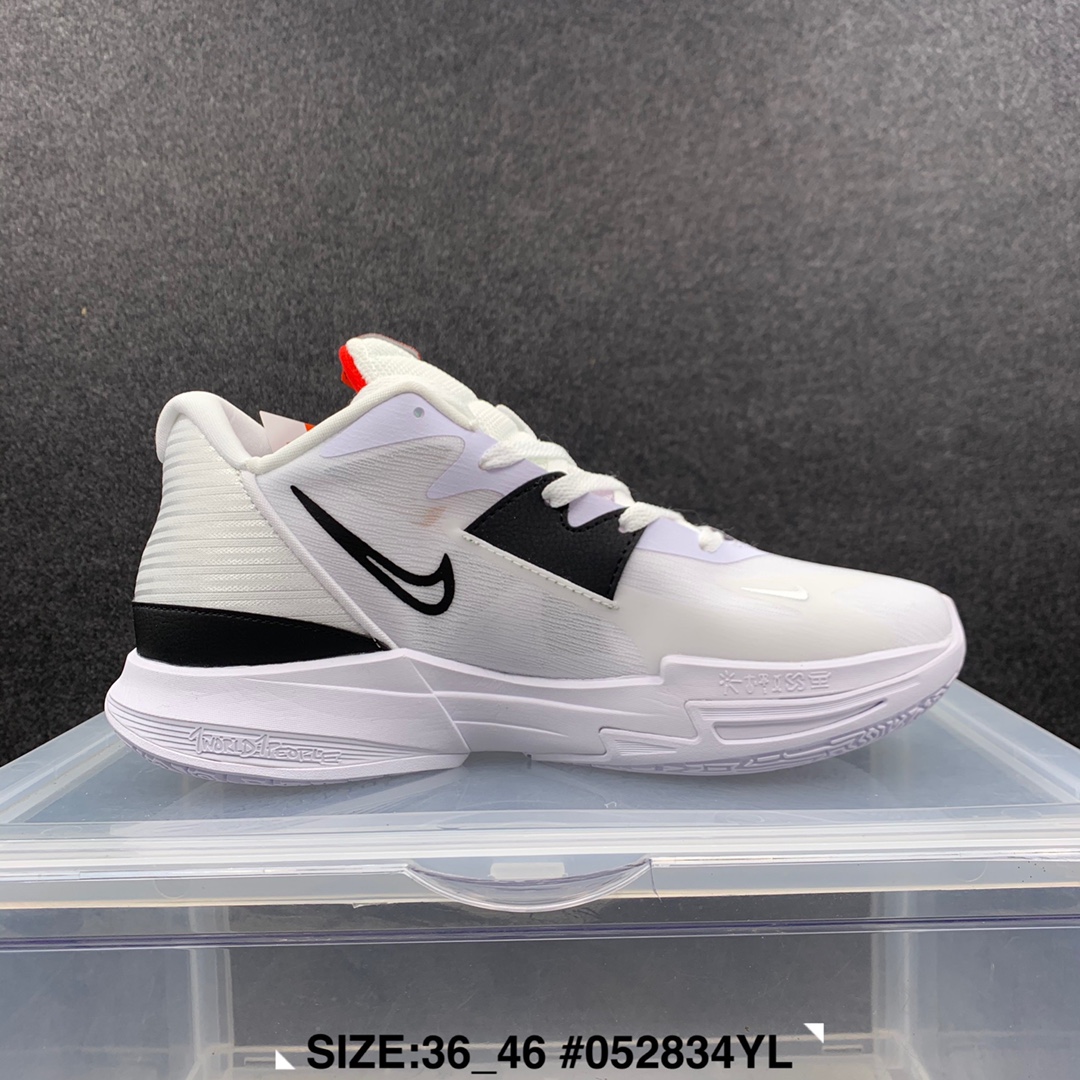 スニーカー   Nike Kyrie Low 5 ファッションシューズ   何でも似合う