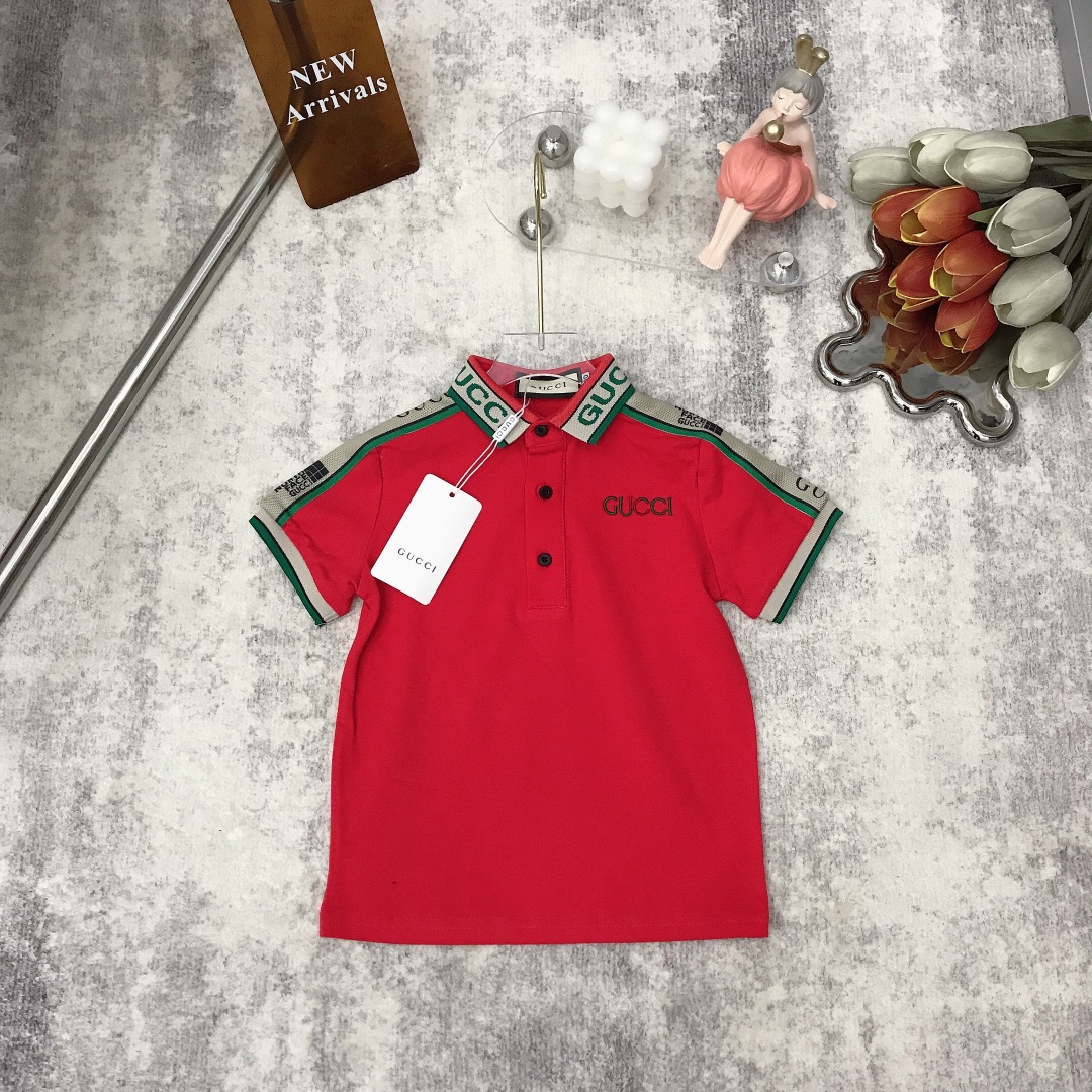 GUCCI 【グッチ】2022年夏 子供服　半袖　ブランド　Tシャツ　レッド　165518