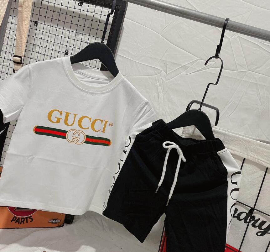 GUCCI 半袖　Tシャツ　 子供服　　トップス　ボトムス　セットアップ　上下セット