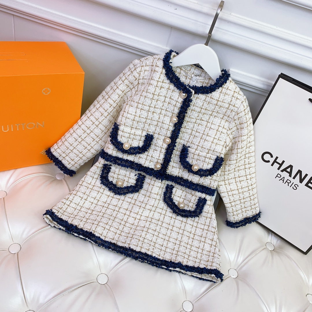 CHANEL【シャネル】子供服　セットアップ　100-160cm