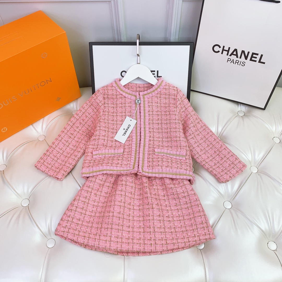 CHANEL【シャネル】子供服　セットアップ　100-160cm