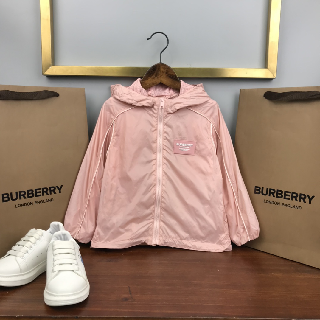 BURBERRY【バーバリー】 子供服 春秋　オーバーコート 100-160cm