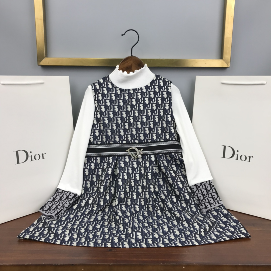 Dior ディオール    子供服 　ガール　秋冬　長袖+ワンピース　100-160cm