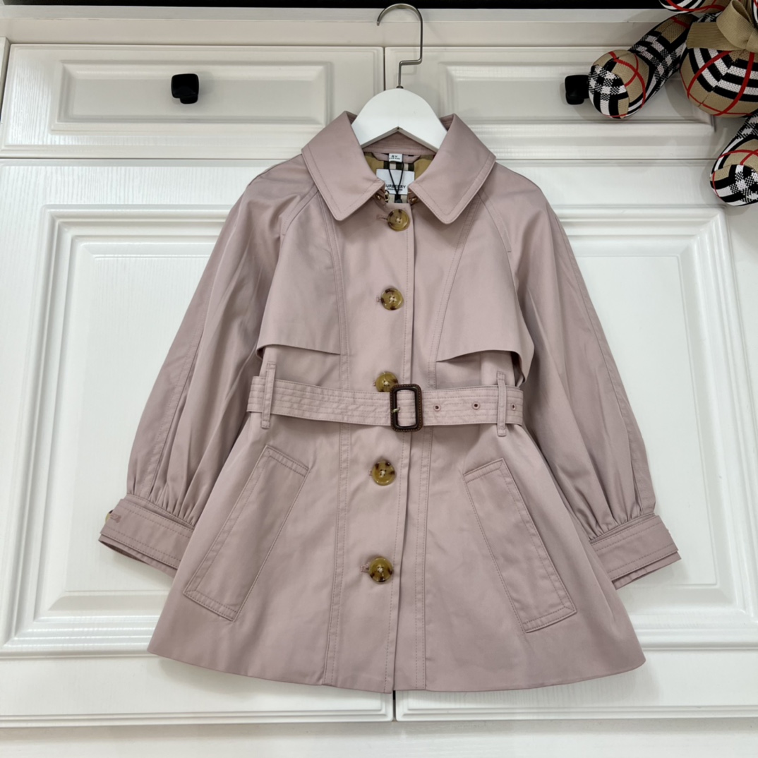 BURBERRY【バーバリー】子供服　オーバコート　秋冬　 110-160 cm