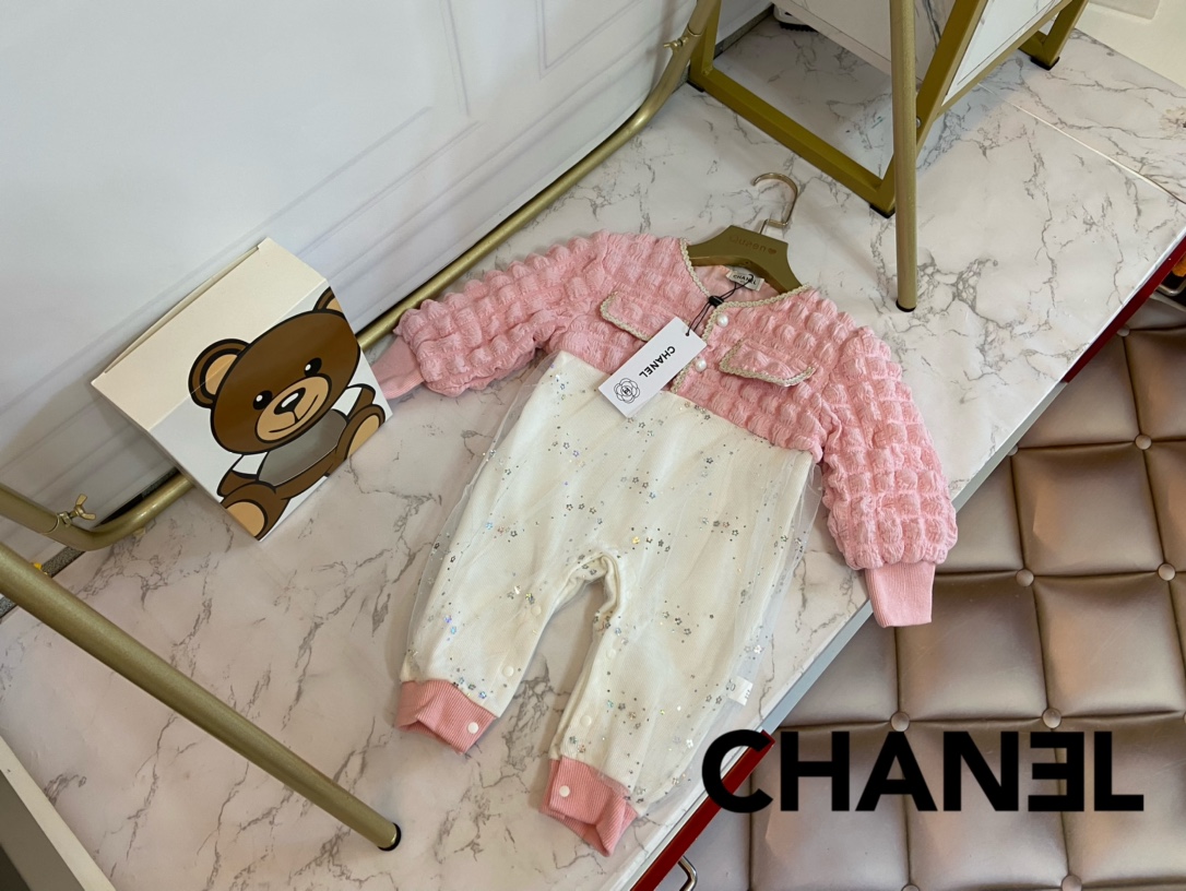 シャネル   CHANEL   ベビー服　オーバーオールス  100%綿  66-73-80-90cm