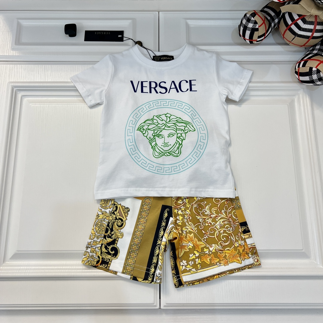 ヴェルサーチェ VERSACE   セットアップ　Ｔシャツ+パンツ　90-160cm