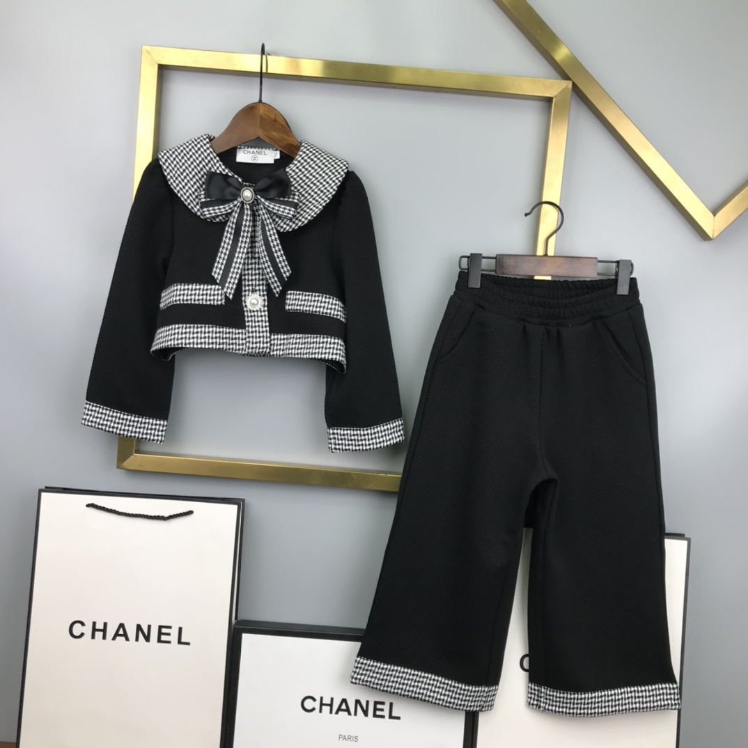 シャネル　CHANEL 　子供服　秋　長袖+パンツ　女の子　110-160cm