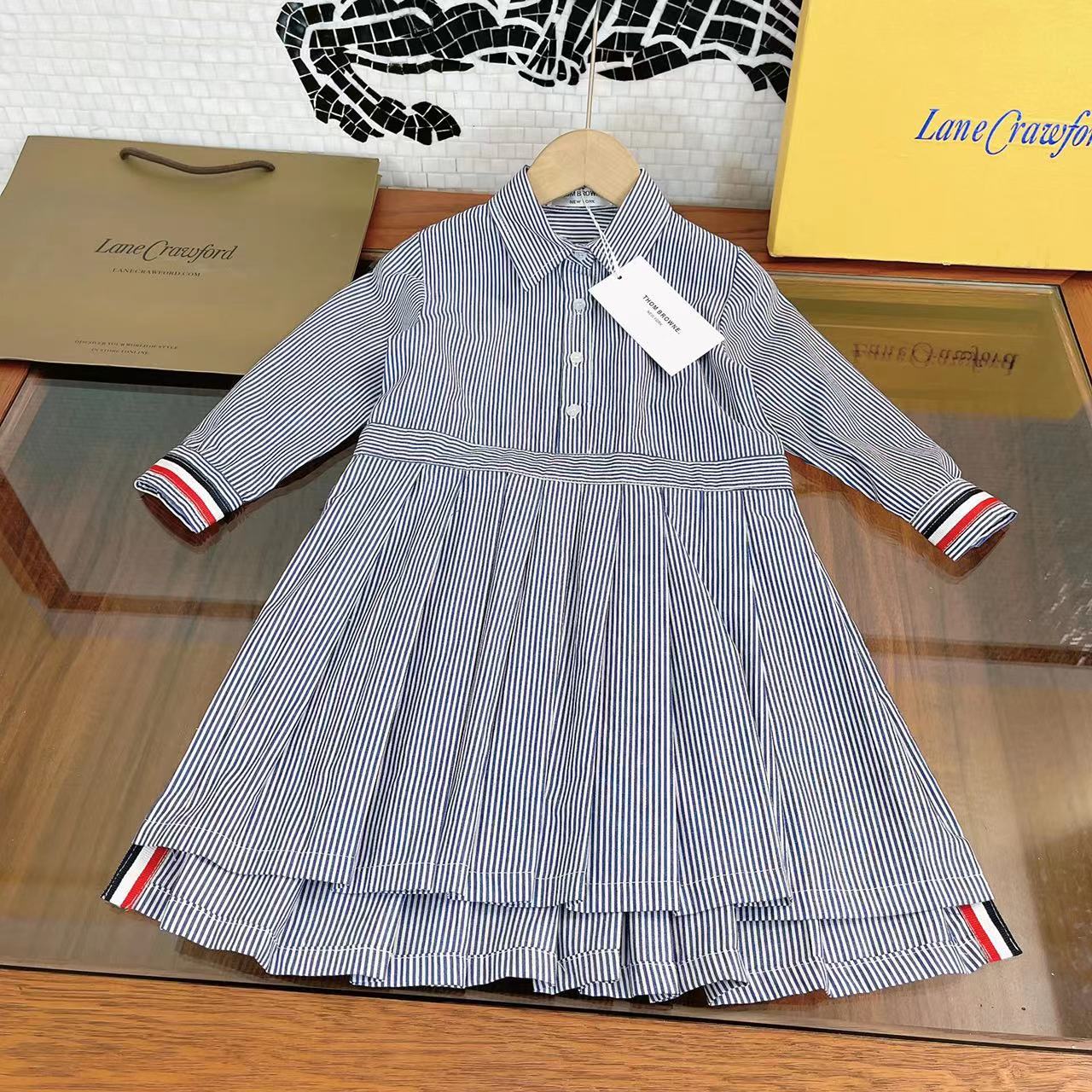 トムブラウン THOM BROWNE.　子供服　ワンピース　長袖　秋冬　120-160cm