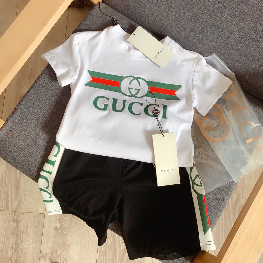 GUCCI【グッチ】 子供服  セットアップ　Ｔシャツ＋ショーパン　100-150cm