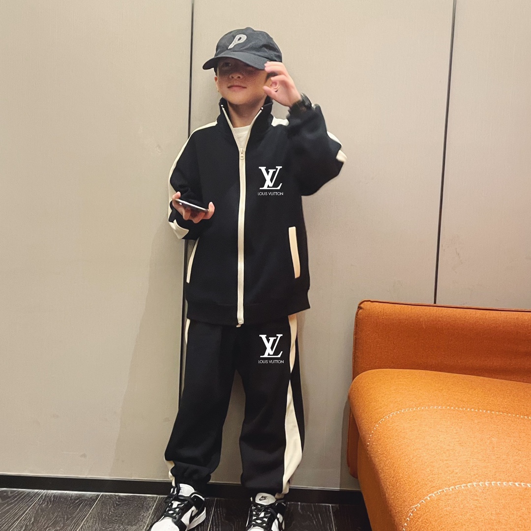 LV ルイ・ヴィトン LOUIS VUITTON 子供服 セットアップ コ ート＋パンツ　秋冬　100-150cm