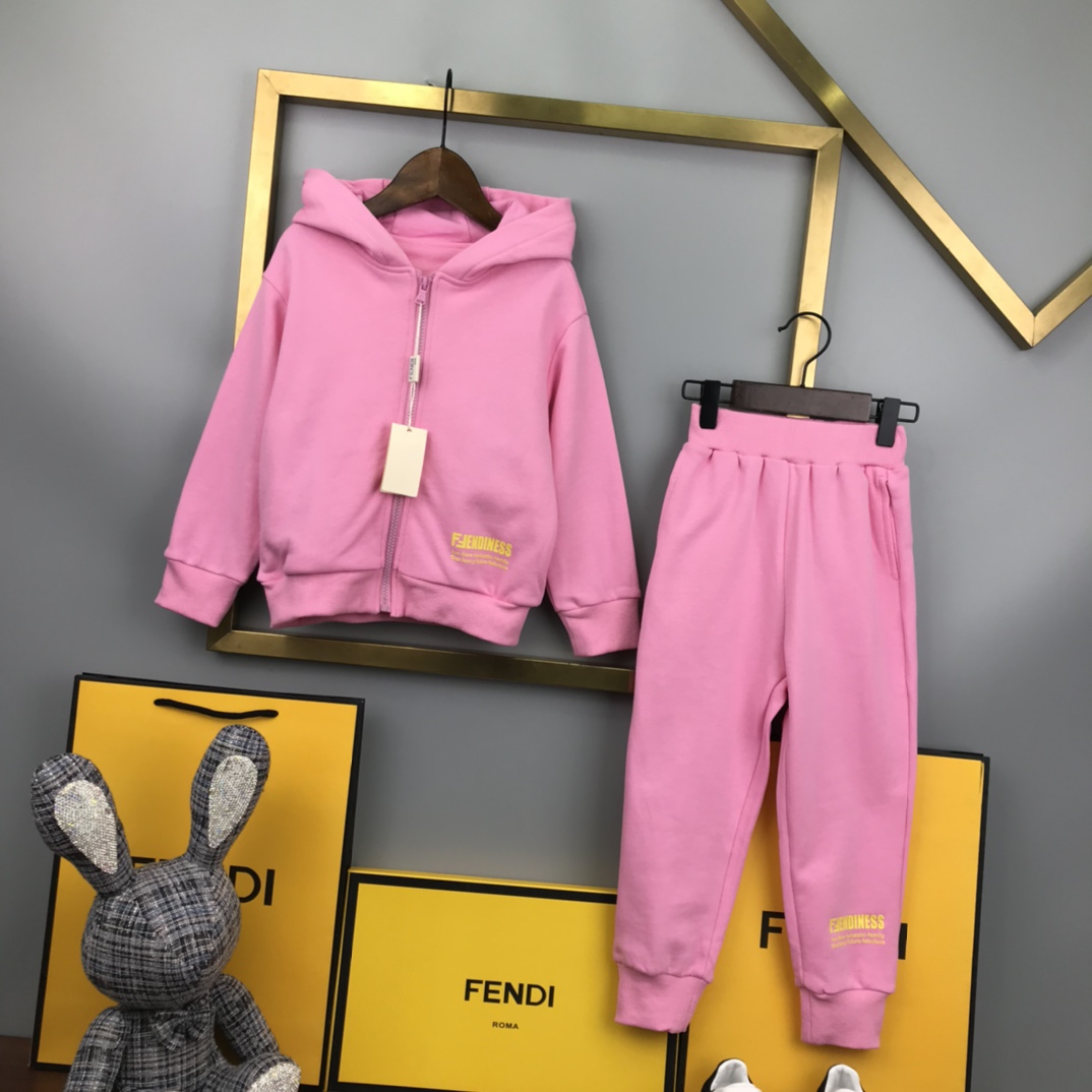 FENDI【フェンディ】 子供服 　セットアップ　フーディー+パンツ　秋冬　100-160cm