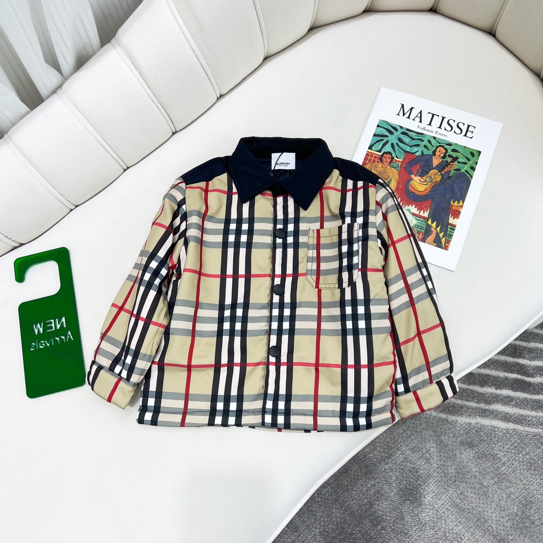 バーバリー BURBERRY　子供服　綿入れ　格子柄　秋冬　 100-160cm