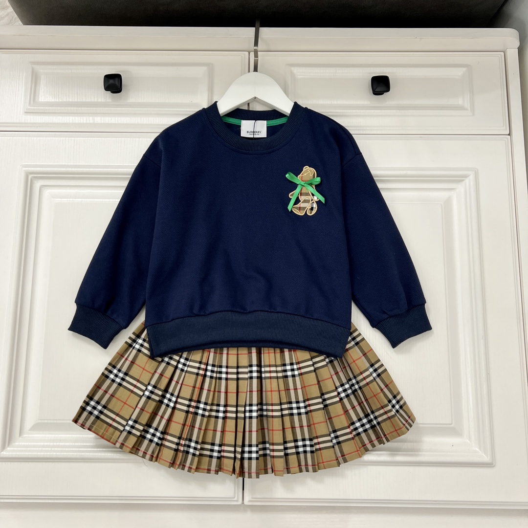 BURBERRY　バーバリー キッズ服　子供　セットアップ　長袖＋スカート　秋冬　100％綿　110-160cm