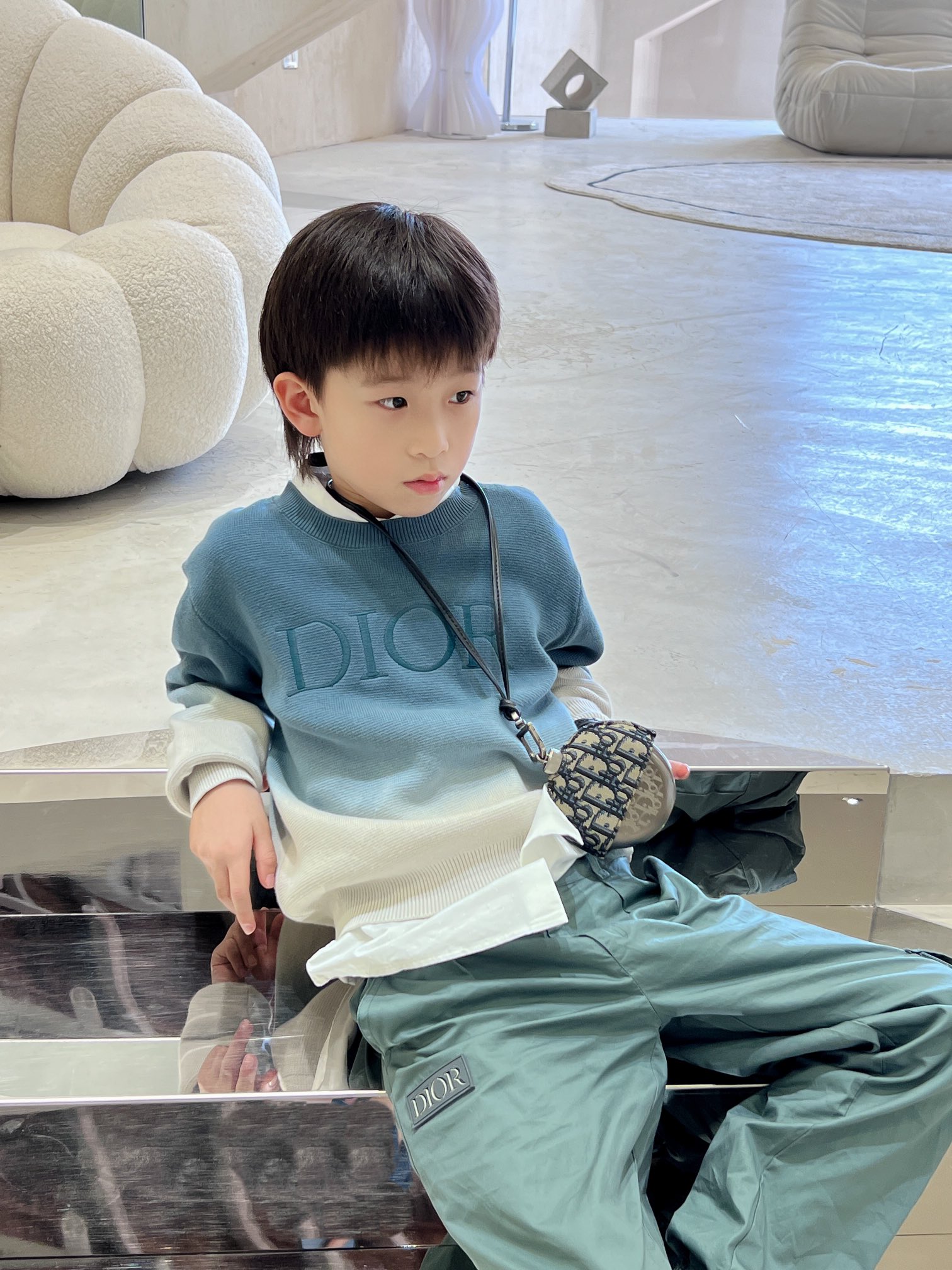 Dior ディオール セーター　キッズ服　子供　ファッション 　ニット　プレゼント　女の子 　男の子　タッセル　 ふさ飾り　 100-160cm